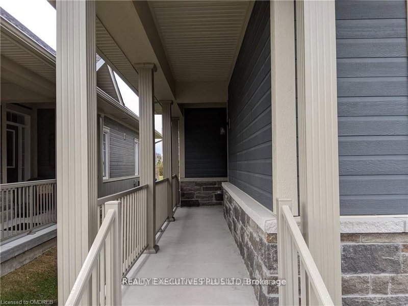 77 KARI Crescent