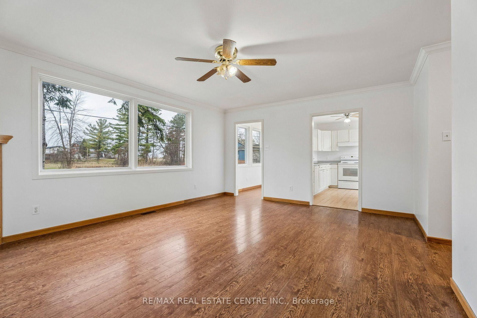 449 Mosley Street • Wasaga Beach, ON photo 12