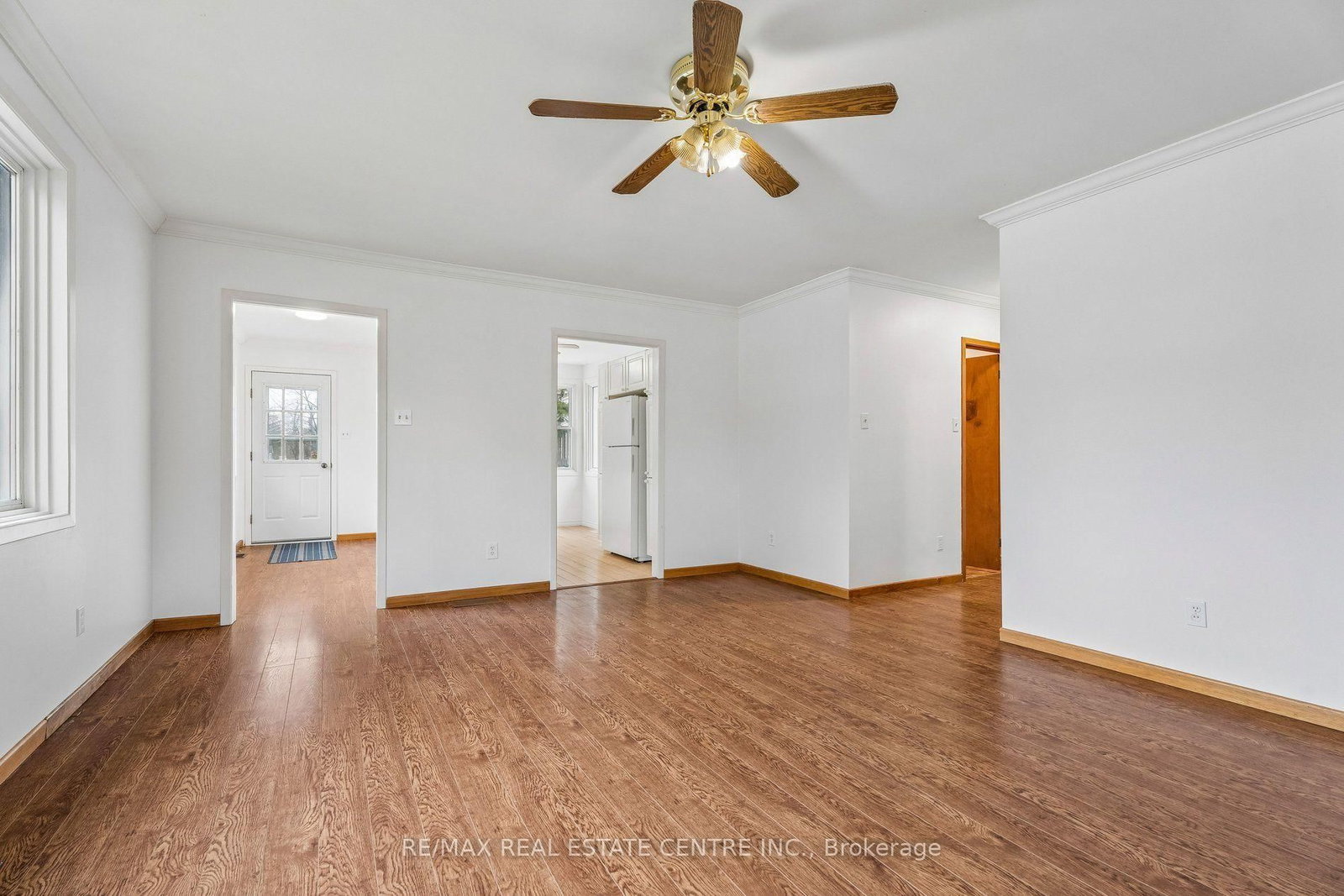 449 Mosley Street • Wasaga Beach, ON photo 14