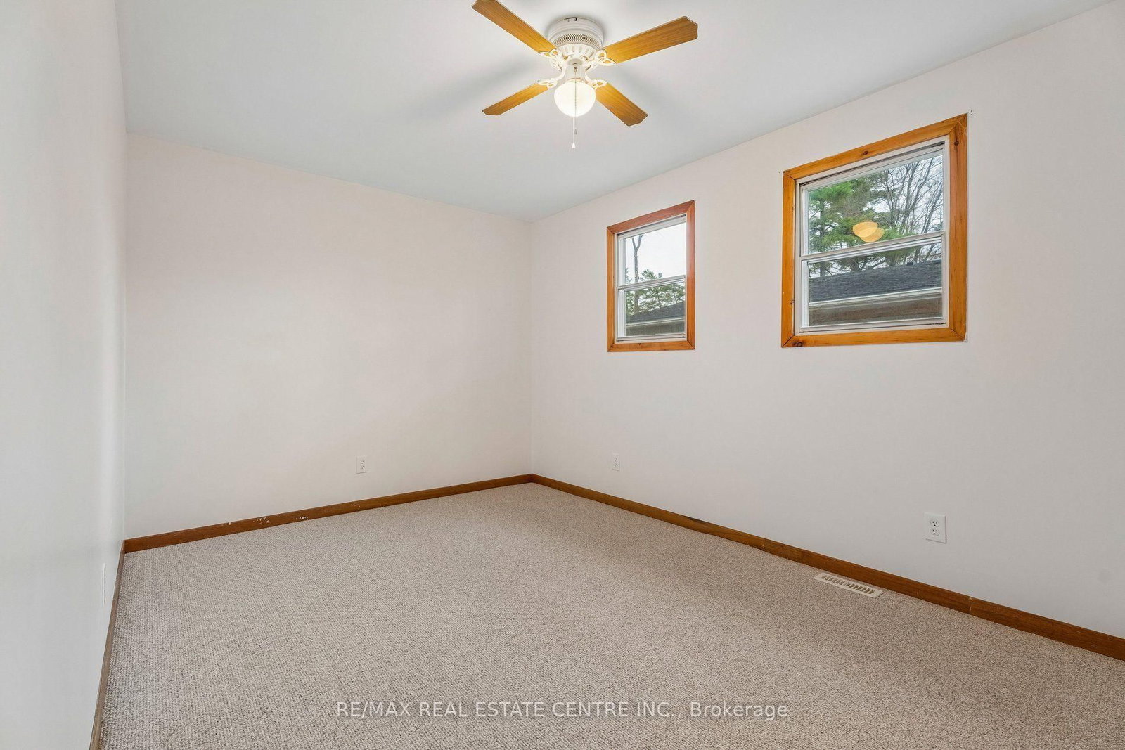 449 Mosley Street • Wasaga Beach, ON photo 23