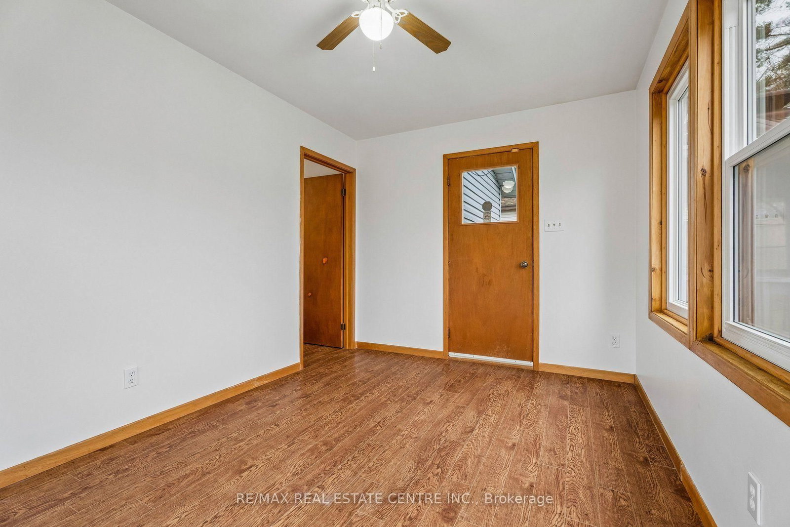 449 Mosley Street • Wasaga Beach, ON photo 38