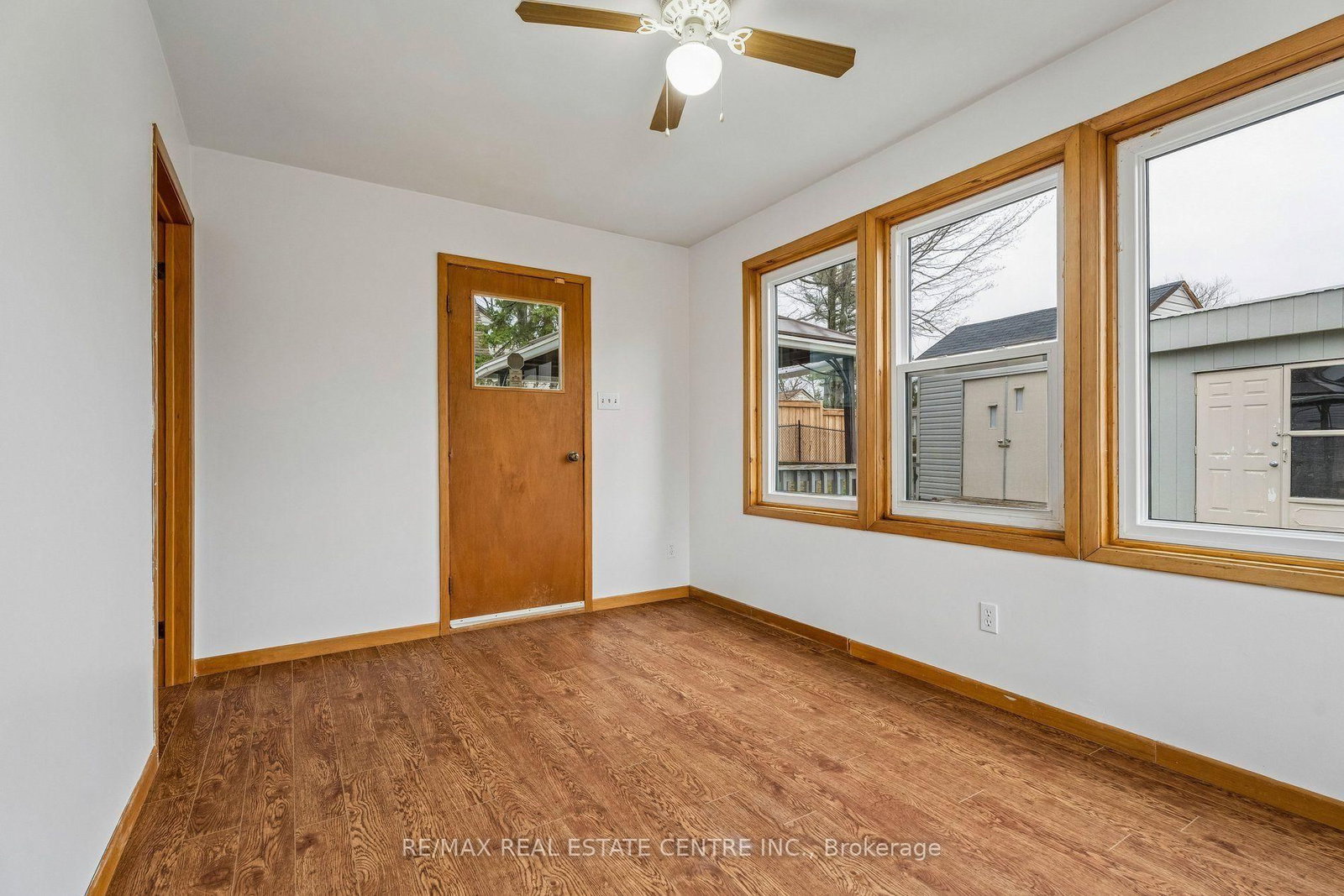 449 Mosley Street • Wasaga Beach, ON photo 40