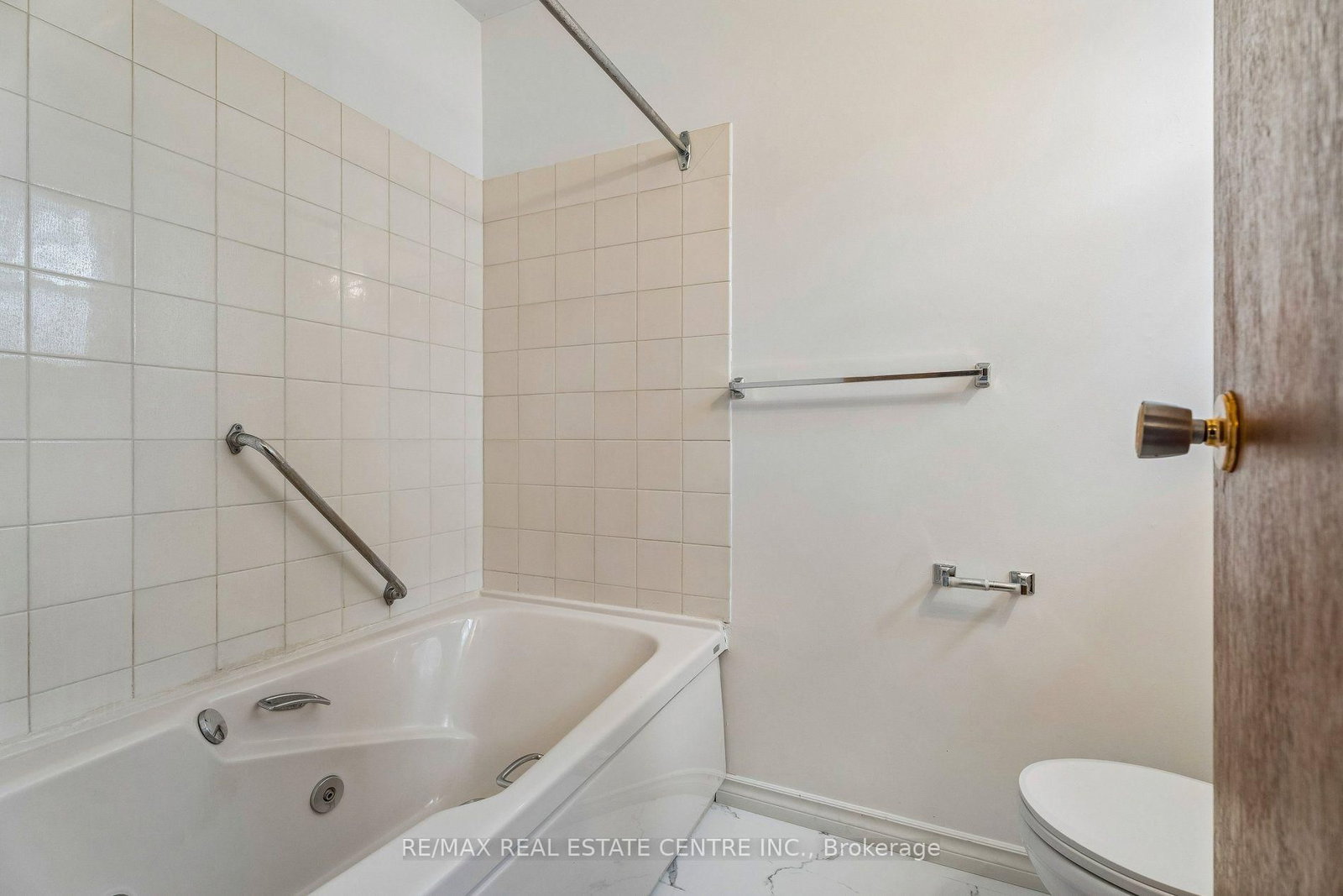 449 Mosley Street • Wasaga Beach, ON photo 43