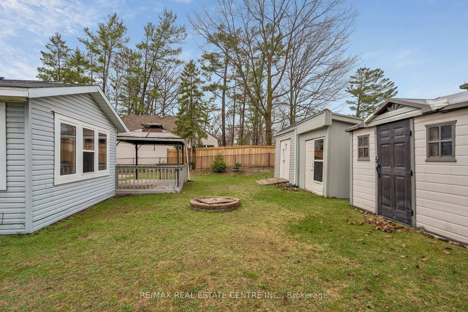 449 Mosley Street • Wasaga Beach, ON photo 48