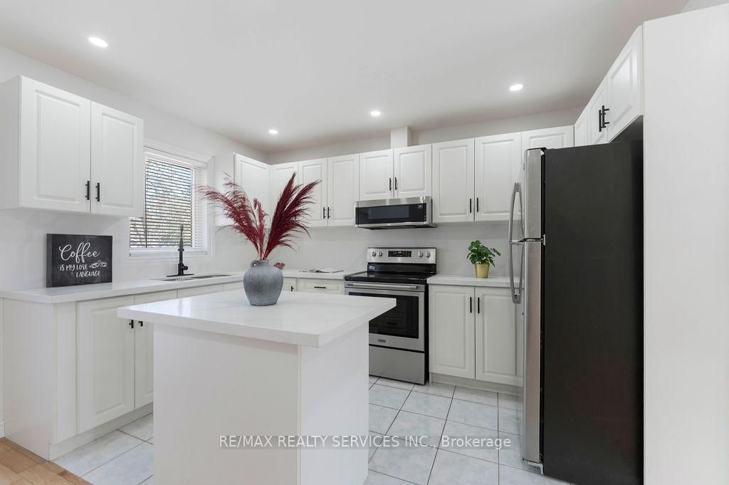 254 Old Mosley Street • Wasaga Beach, ON photo 25