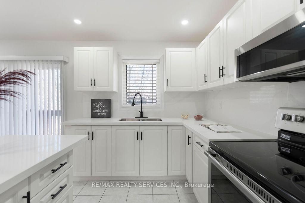 254 Old Mosley Street • Wasaga Beach, ON photo 26