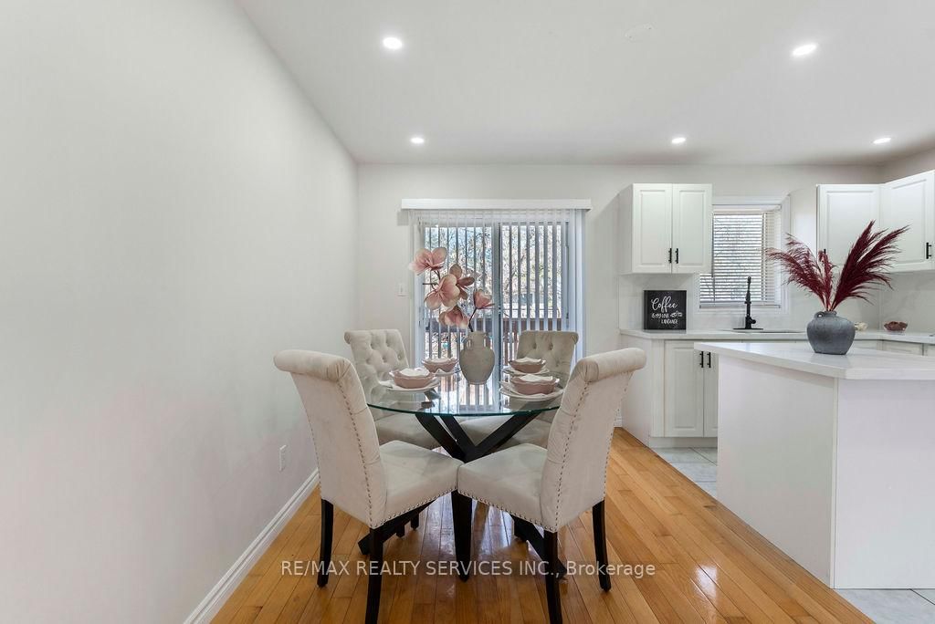 254 Old Mosley Street • Wasaga Beach, ON photo 30