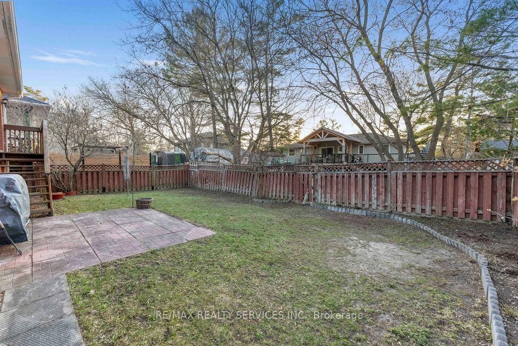 254 Old Mosley Street • Wasaga Beach, ON photo 42