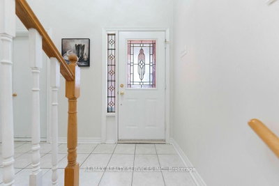 254 Old Mosley Street • Wasaga Beach, ON photo 9