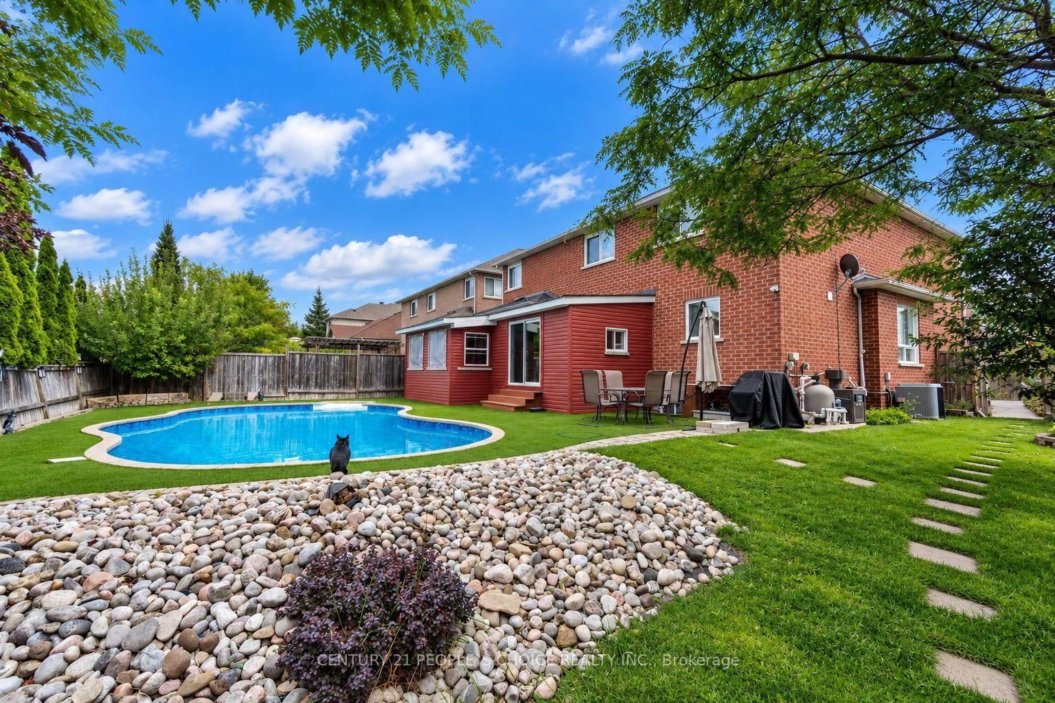 4 IMPERIAL CROWN Lane • Barrie, ON photo 46