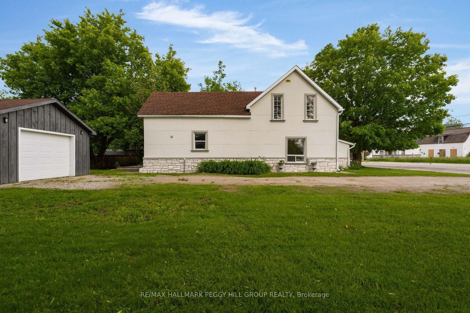 132 Queen Street W • Springwater, ON photo 19