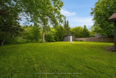 132 Queen Street W • Springwater, ON photo 3