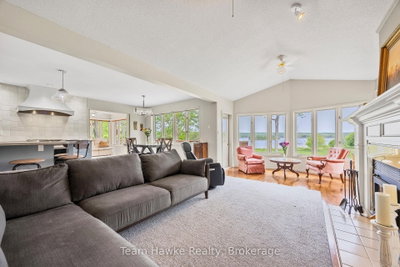 26 Jury Drive • Penetanguishene, ON photo 5