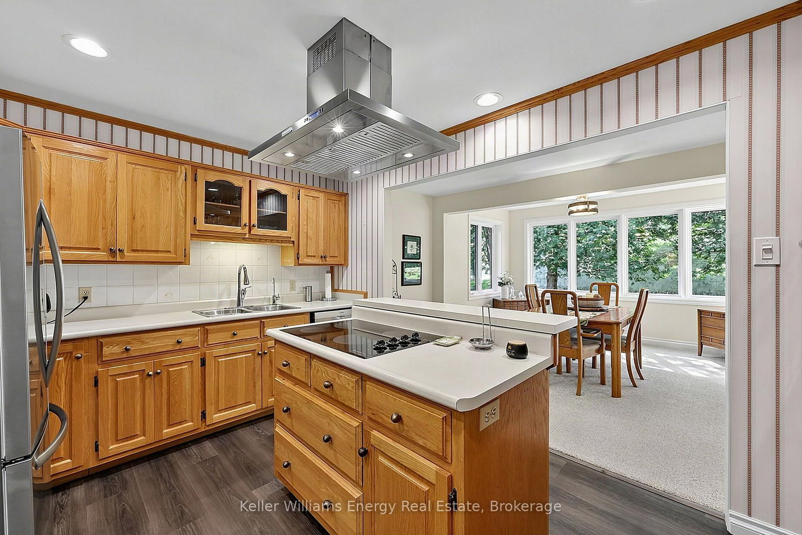 60 Bayside Avenue • Tay, ON photo 10