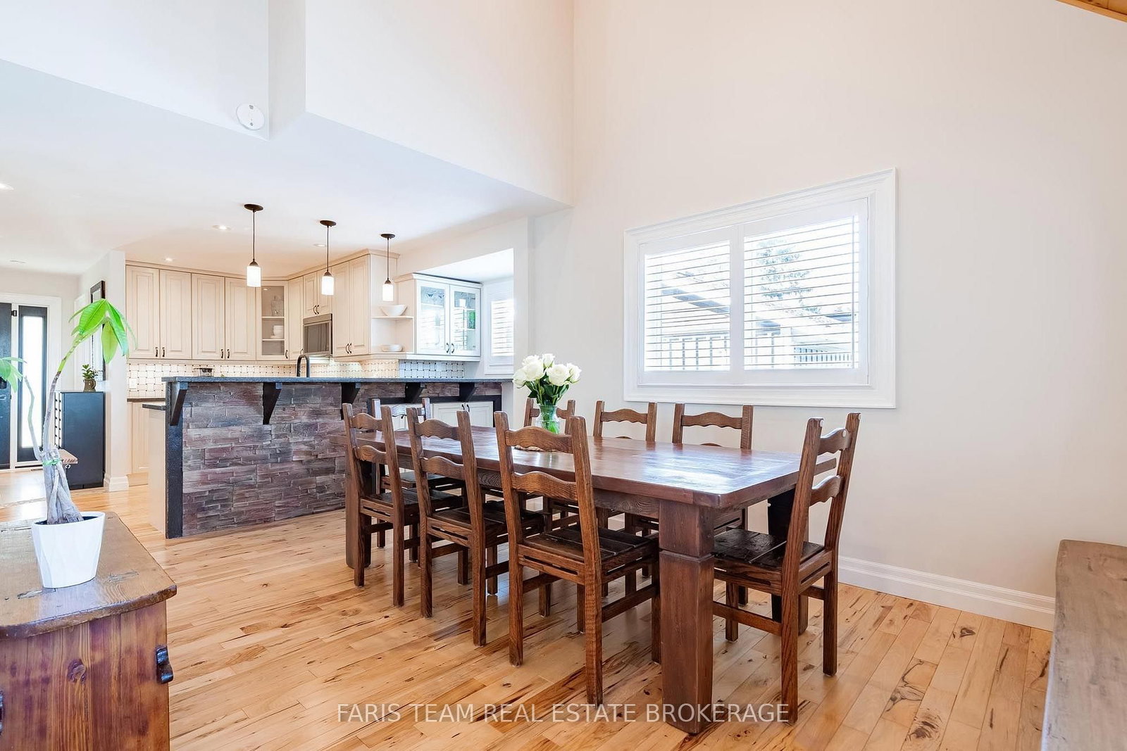 2 Agnes Street • Oro-Medonte, ON photo 10