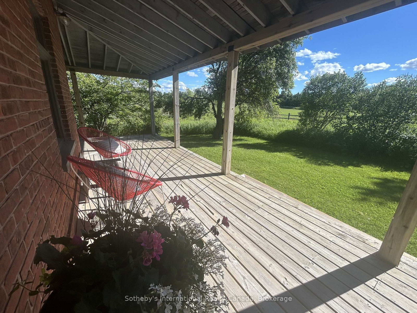 1943 Fairgrounds Road S • Clearview, ON photo 10