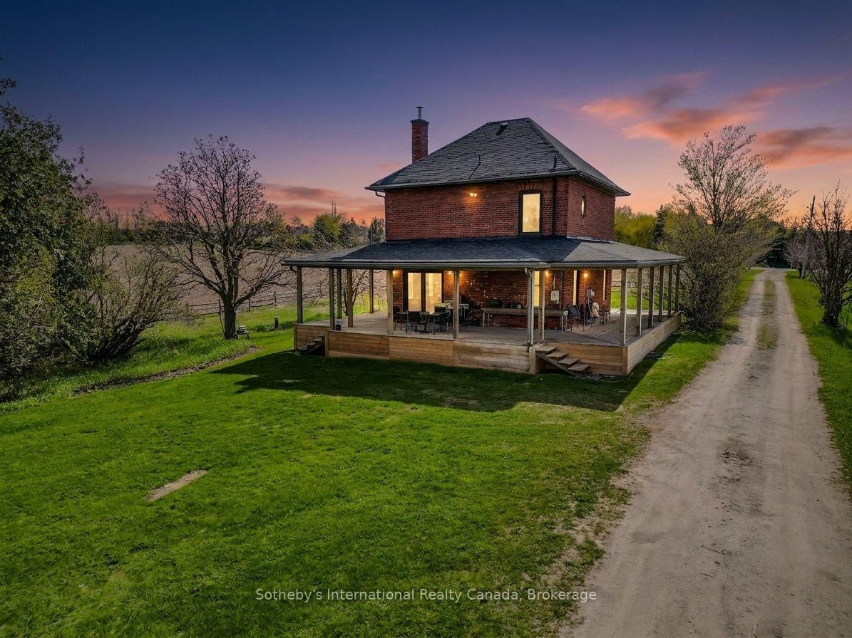 1943 Fairgrounds Road S • Clearview, ON photo 6