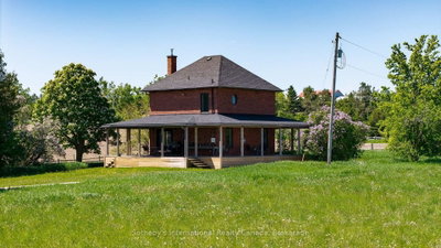 1943 Fairgrounds Road S • Clearview, ON photo 8