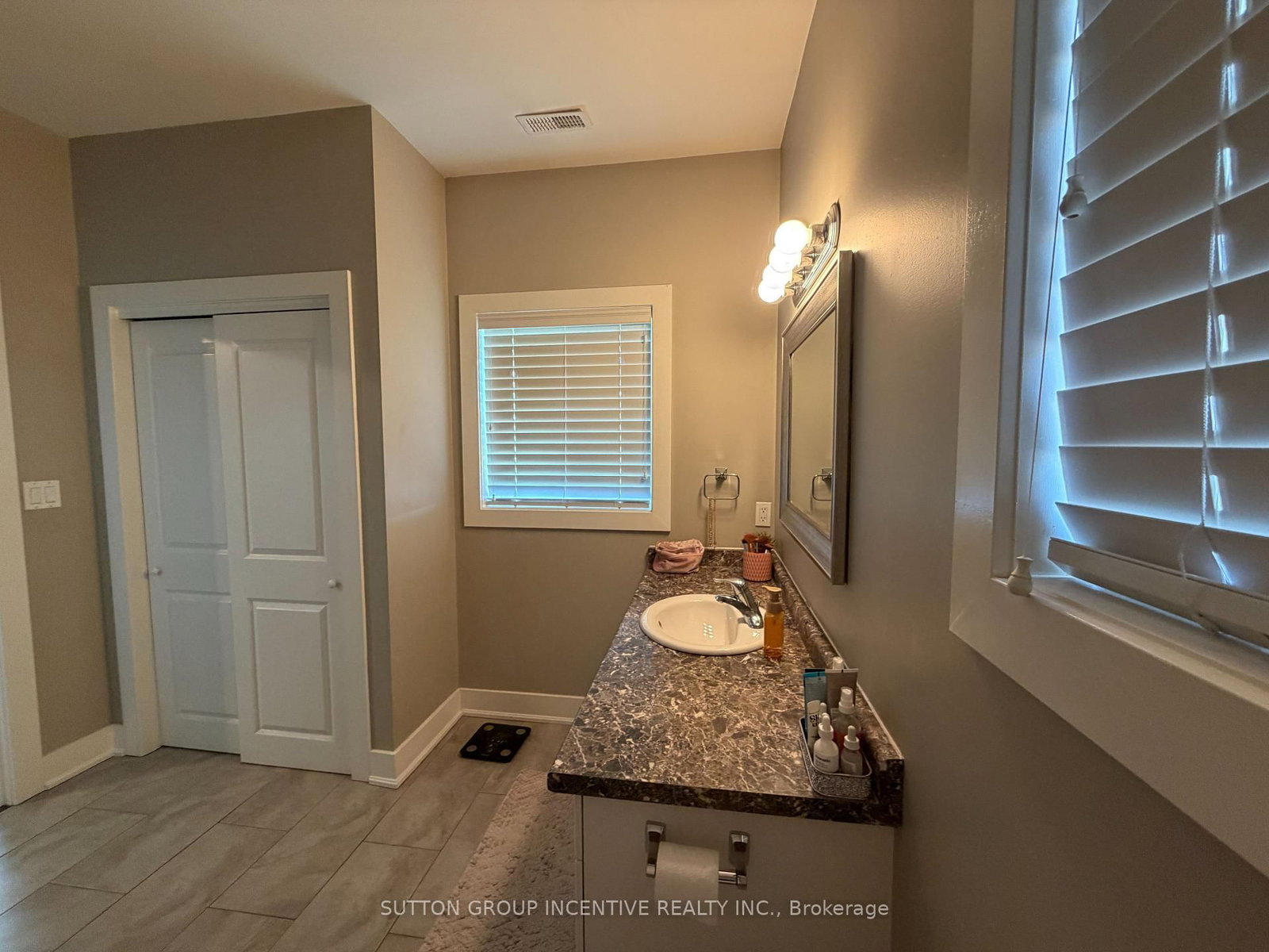 3929 WOOD Avenue • Severn, ON photo 13