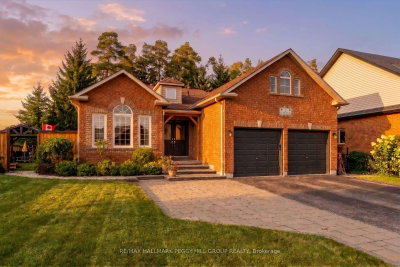 Detached House for sale at 2 Purt Court, Barrie, Ontario, L4N 9K7 - Bayshore - MLS: S13756576