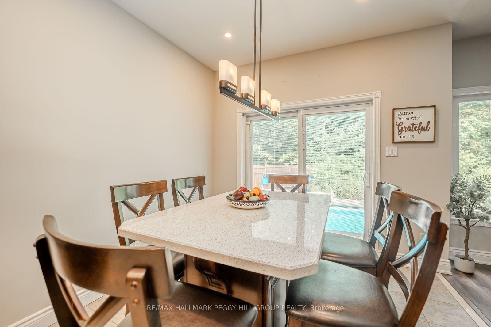 2 Purt Court • Barrie, ON photo 11