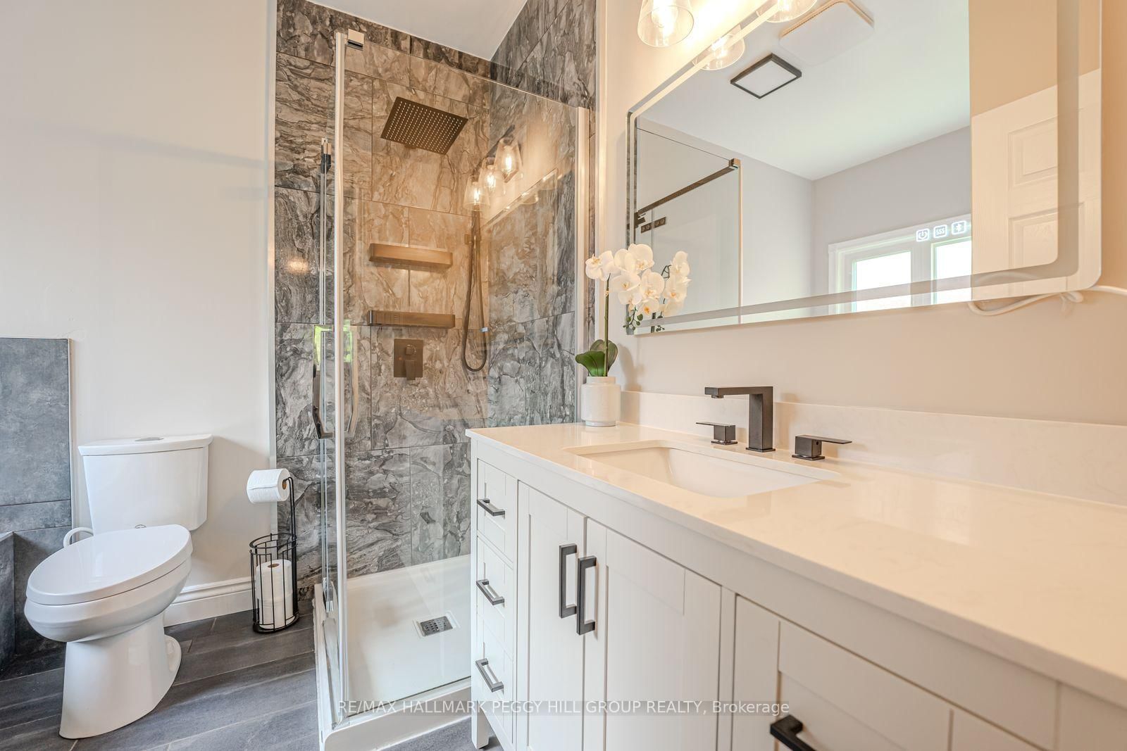 2 Purt Court • Barrie, ON photo 13