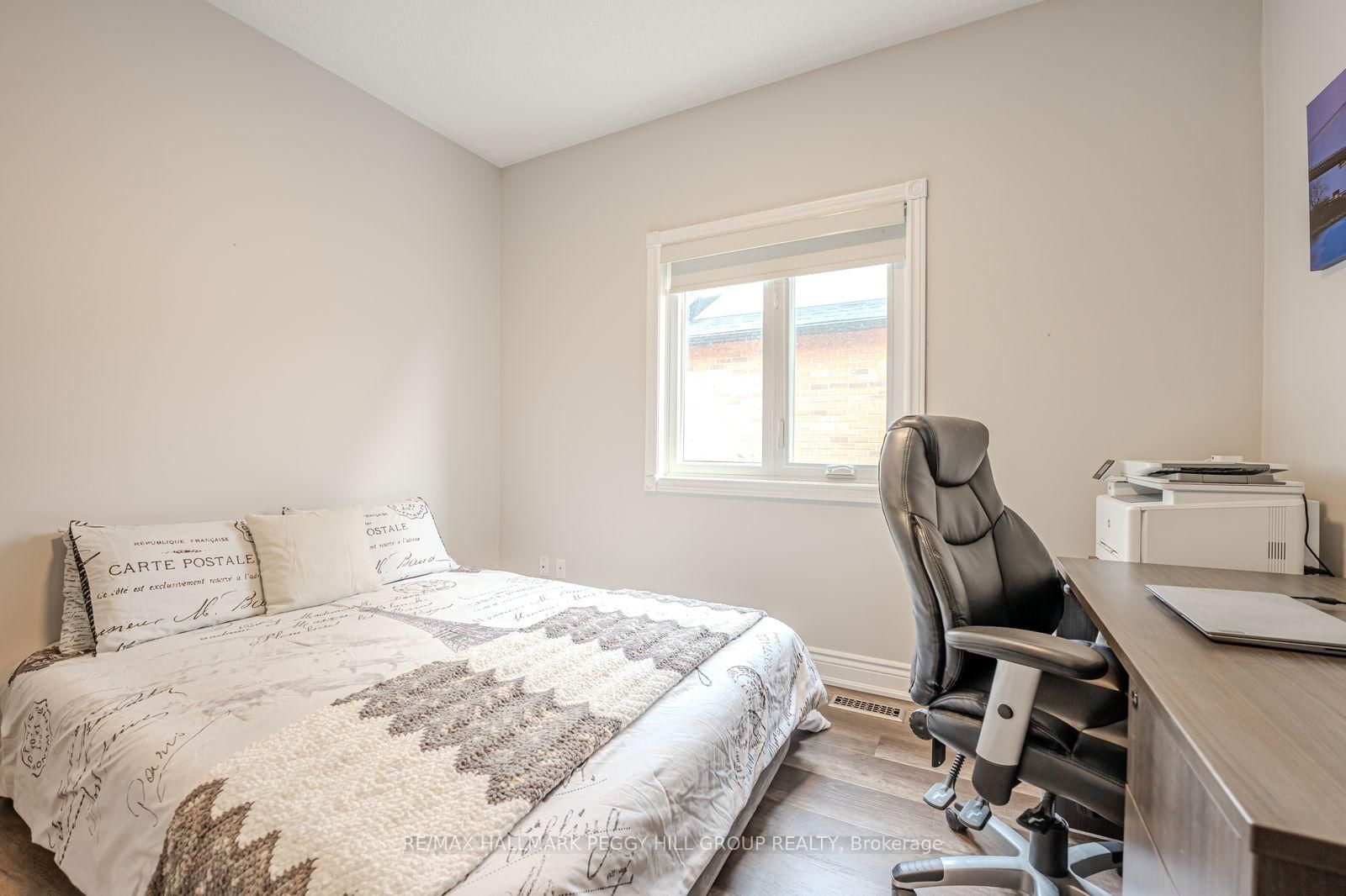 2 Purt Court • Barrie, ON photo 14