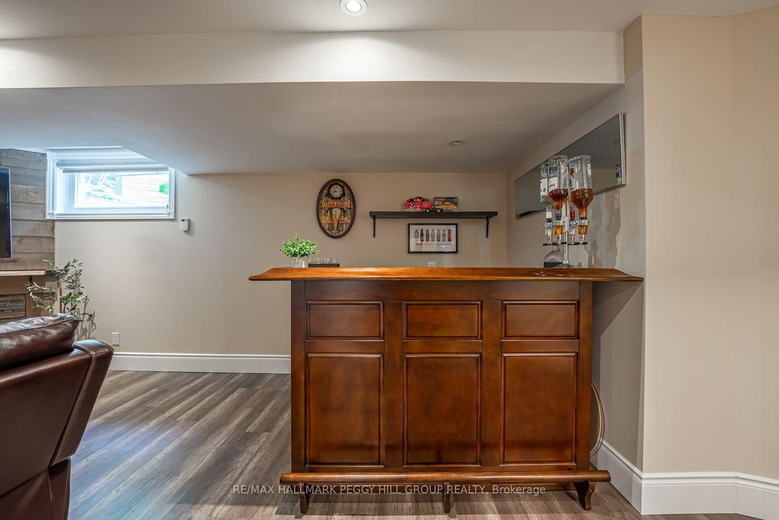 2 Purt Court • Barrie, ON photo 18