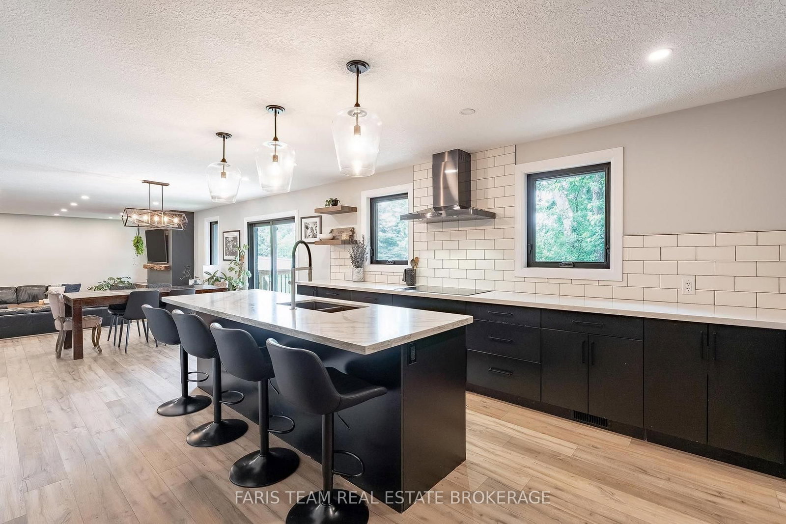 223A Hickory Lane • Barrie, ON photo 11