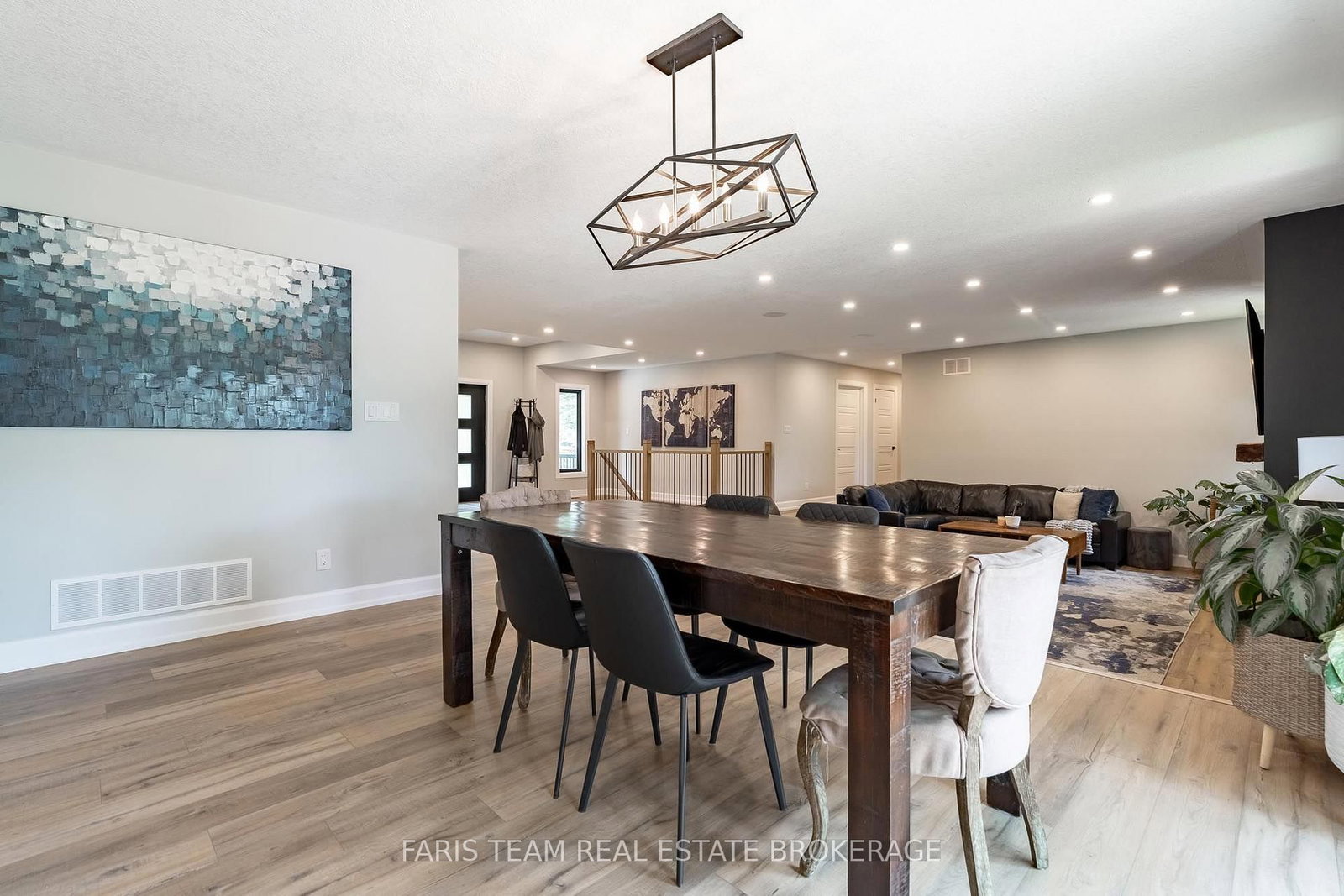 223A Hickory Lane • Barrie, ON photo 13