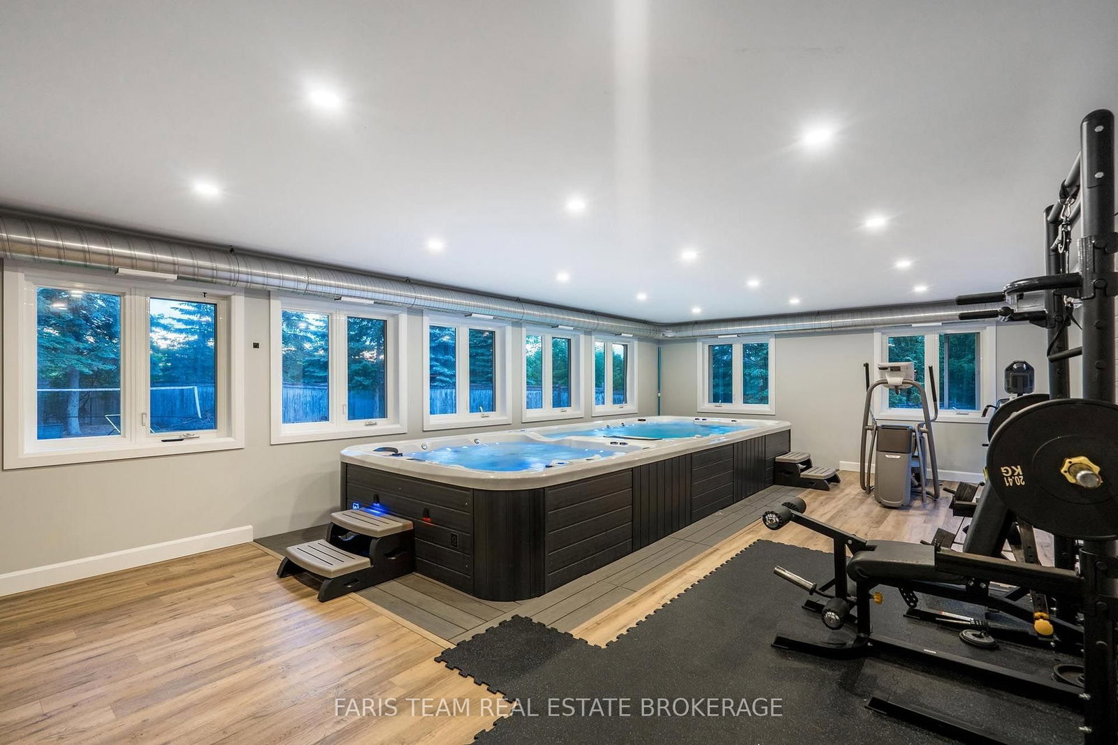 223A Hickory Lane • Barrie, ON photo 16