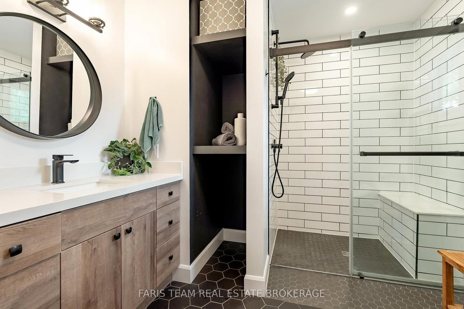 223A Hickory Lane • Barrie, ON photo 19