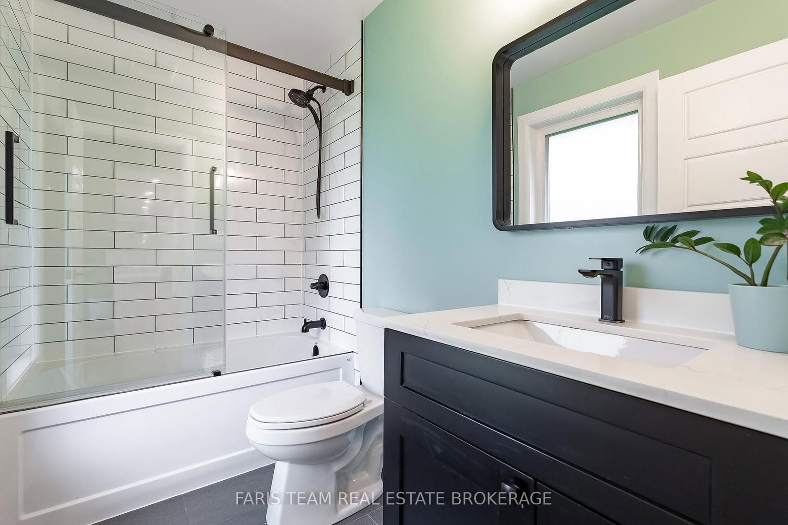 223A Hickory Lane • Barrie, ON photo 22