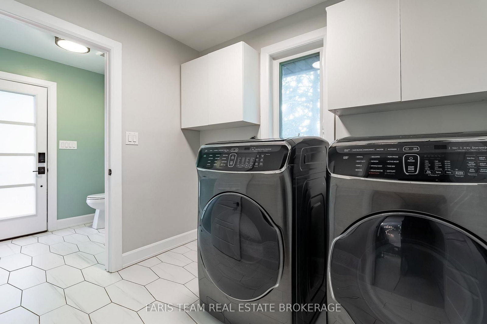 223A Hickory Lane • Barrie, ON photo 24