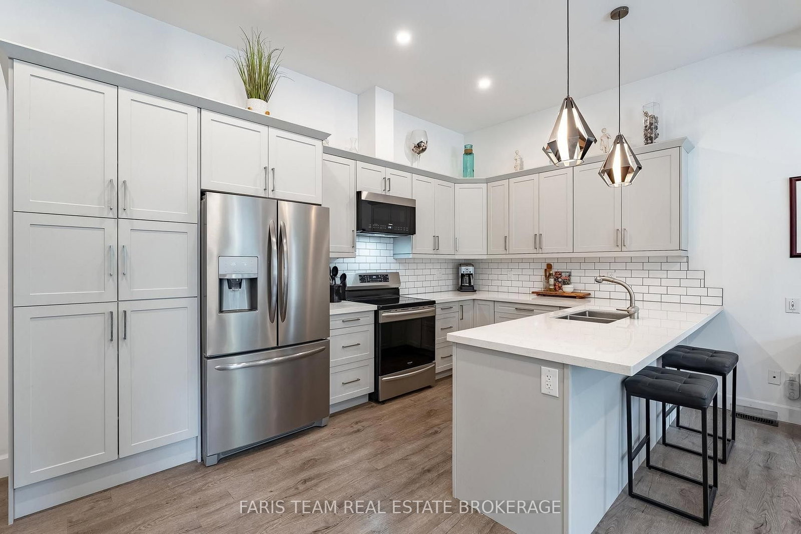 223A Hickory Lane • Barrie, ON photo 31