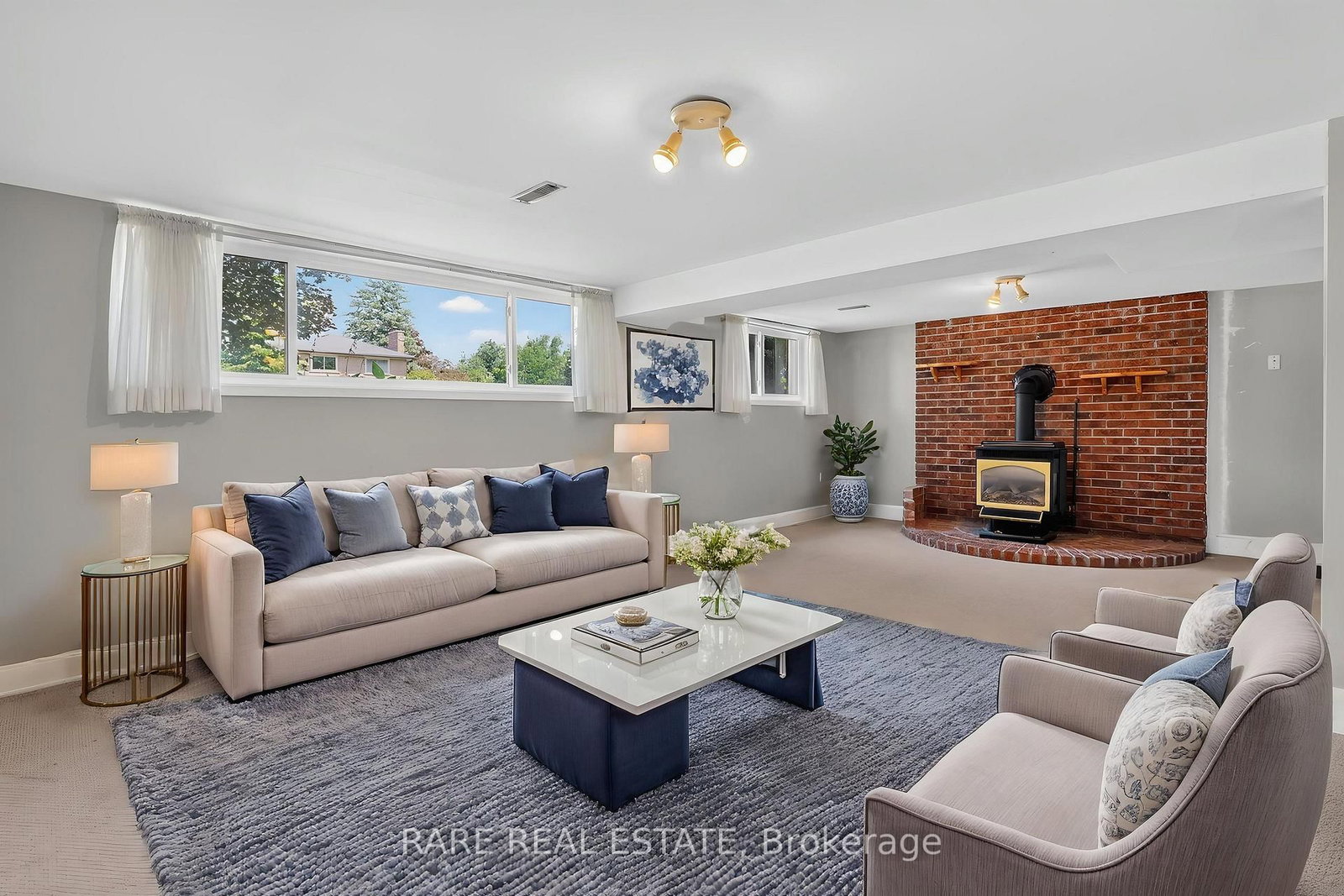 38 Lay Street • Barrie, ON photo 18