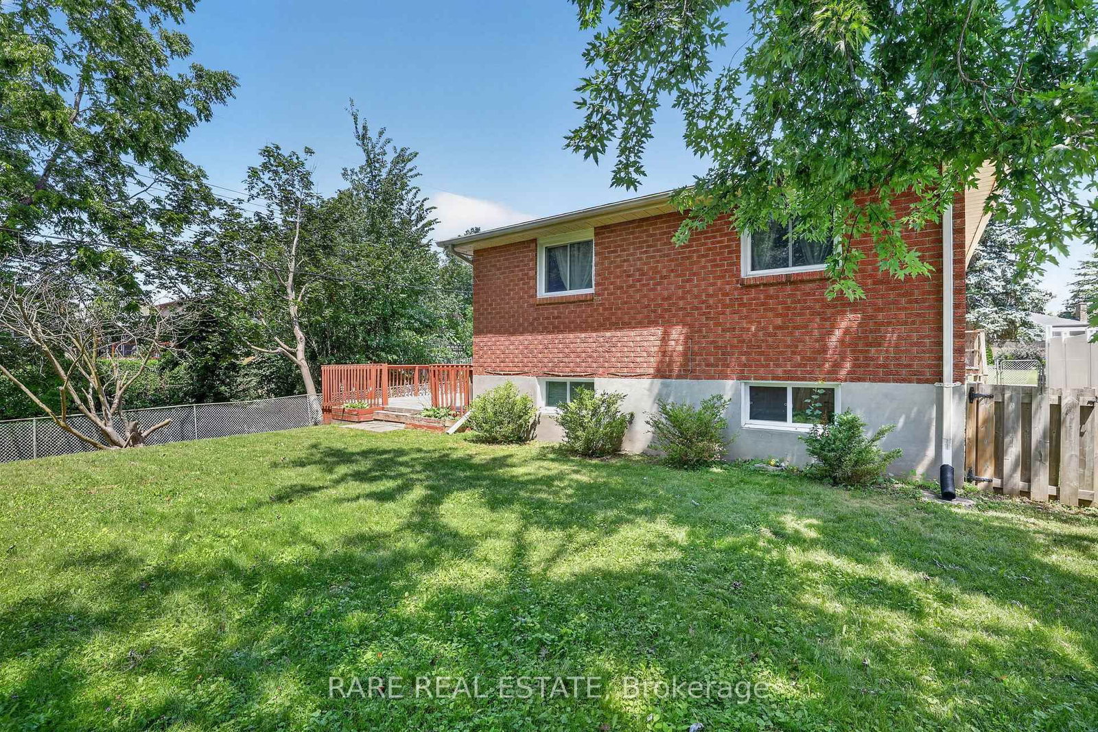 38 Lay Street • Barrie, ON photo 28