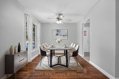 38 Lay Street • Barrie, ON photo 9
