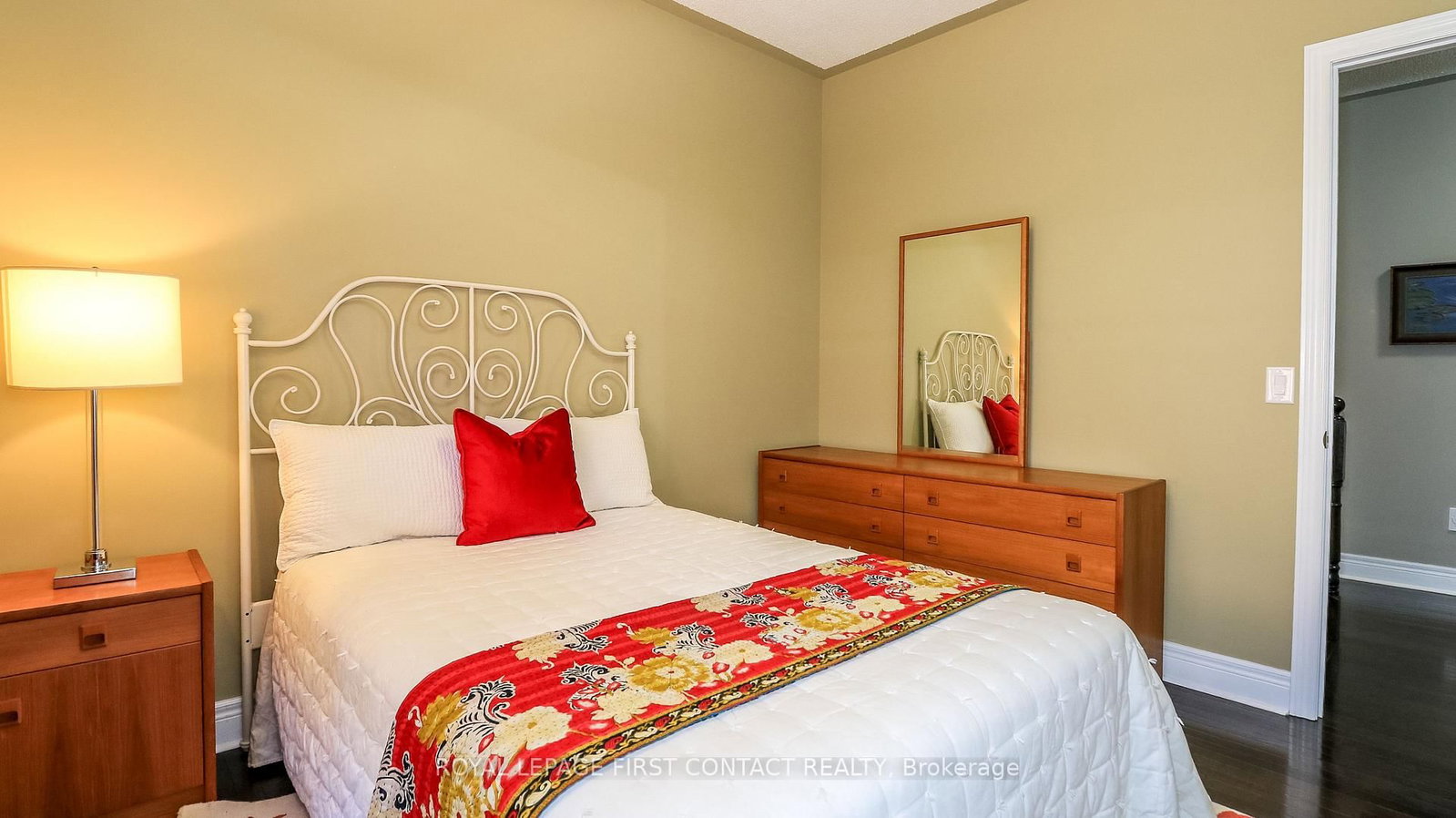 33 Tamarack Trail • Barrie, ON photo 22