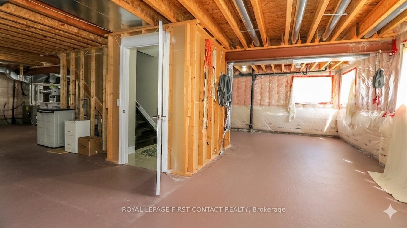 33 Tamarack Trail • Barrie, ON photo 37