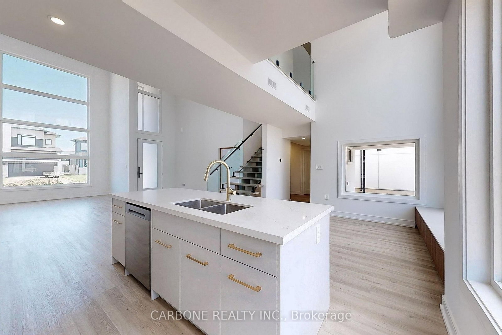 3779 Sunbank Crescent, Severn 5