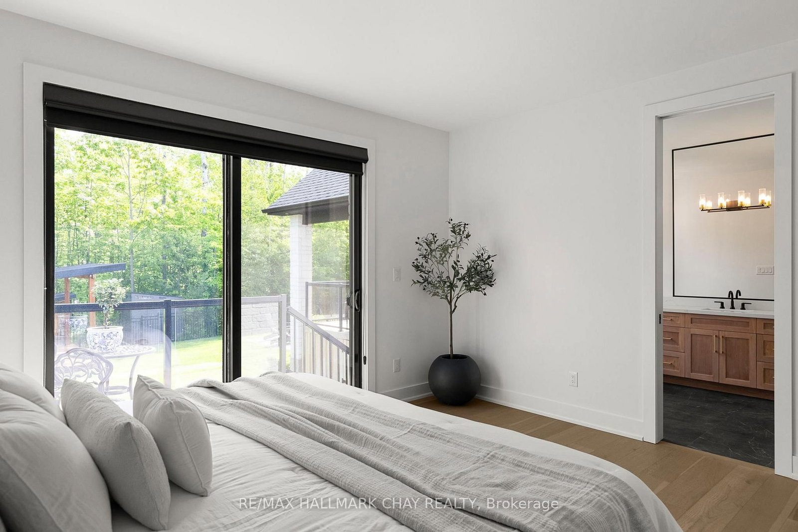 11 Byers Street • Springwater, ON photo 24