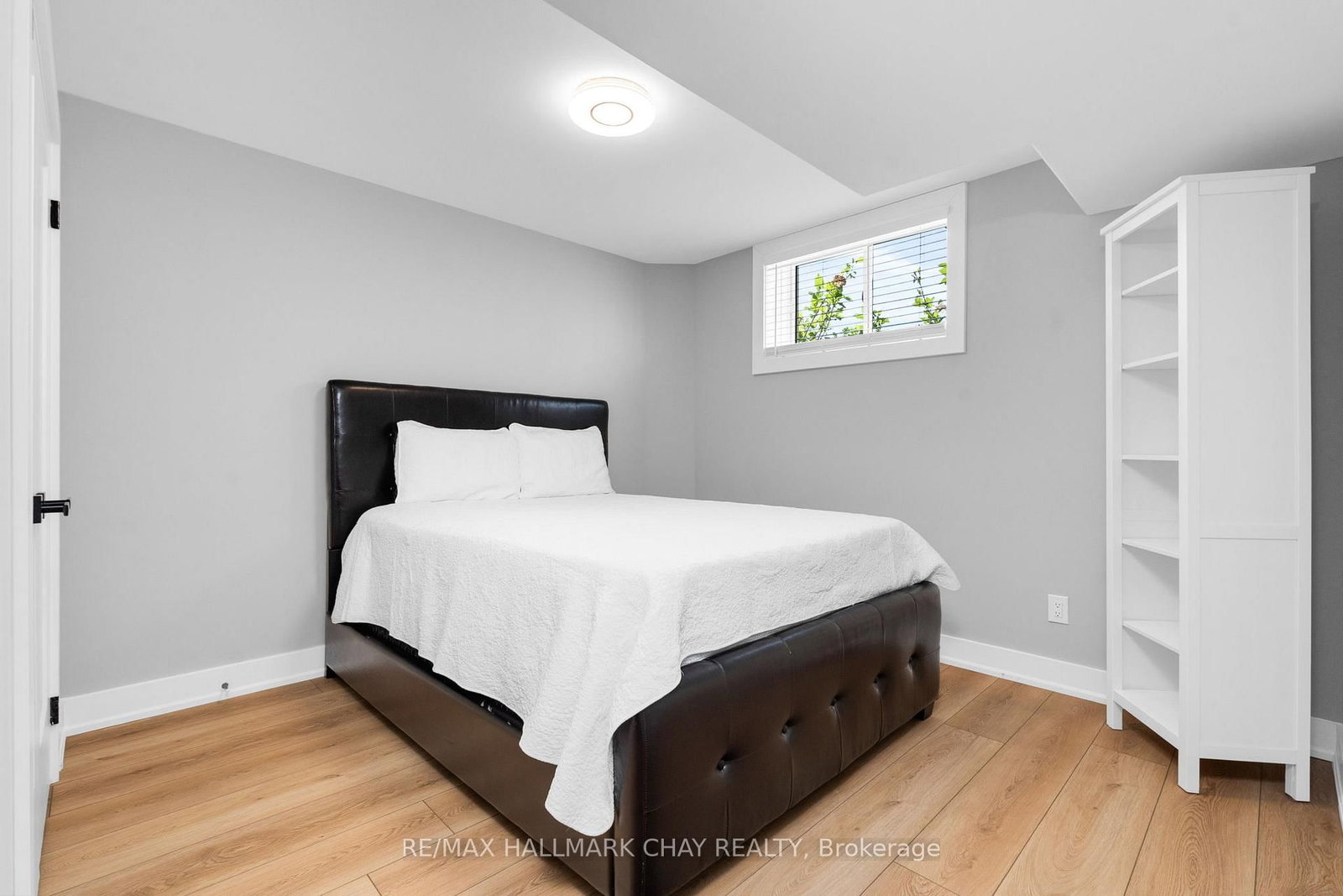 11 Byers Street • Springwater, ON photo 38