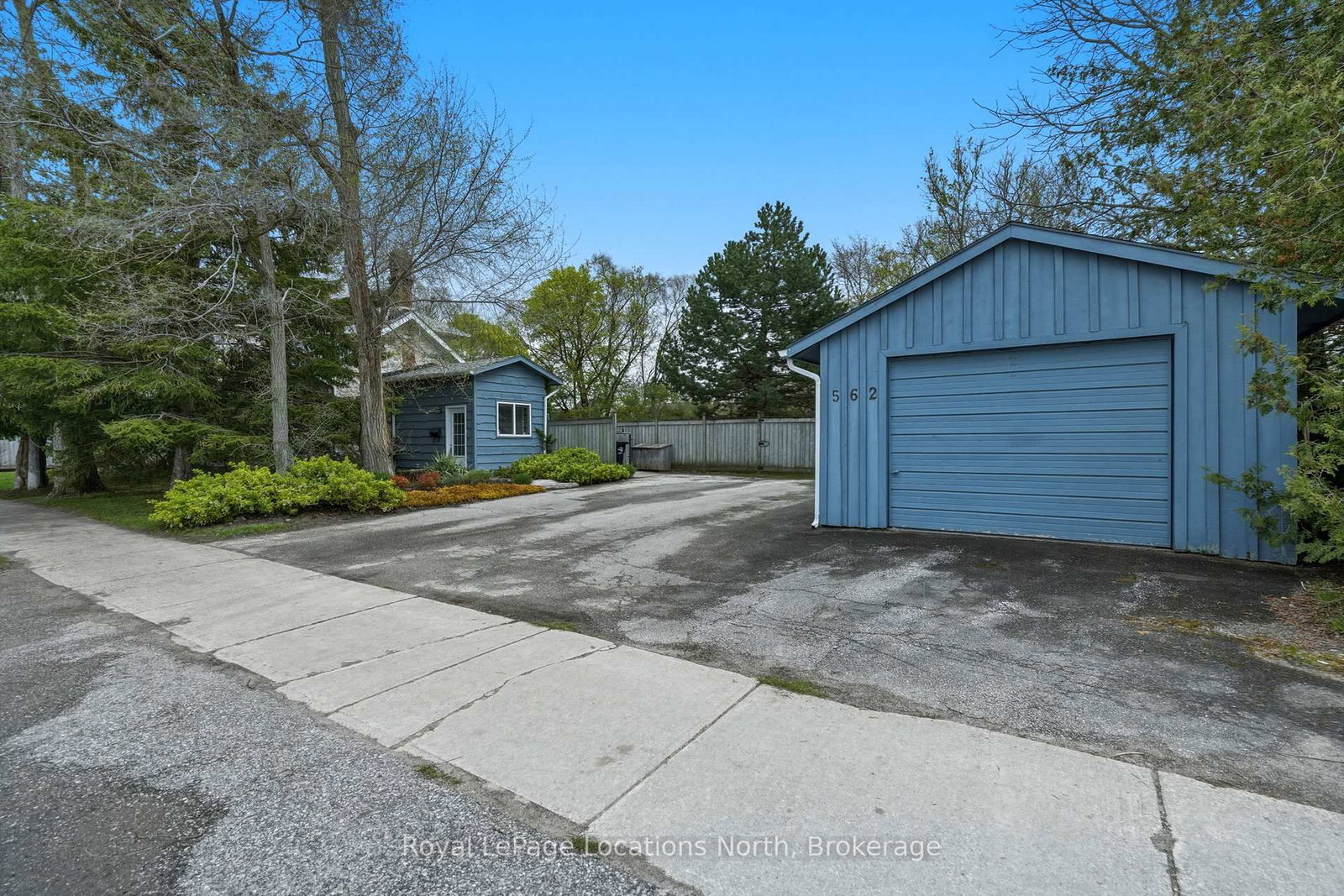 562 Cameron Street • Collingwood, ON photo 37