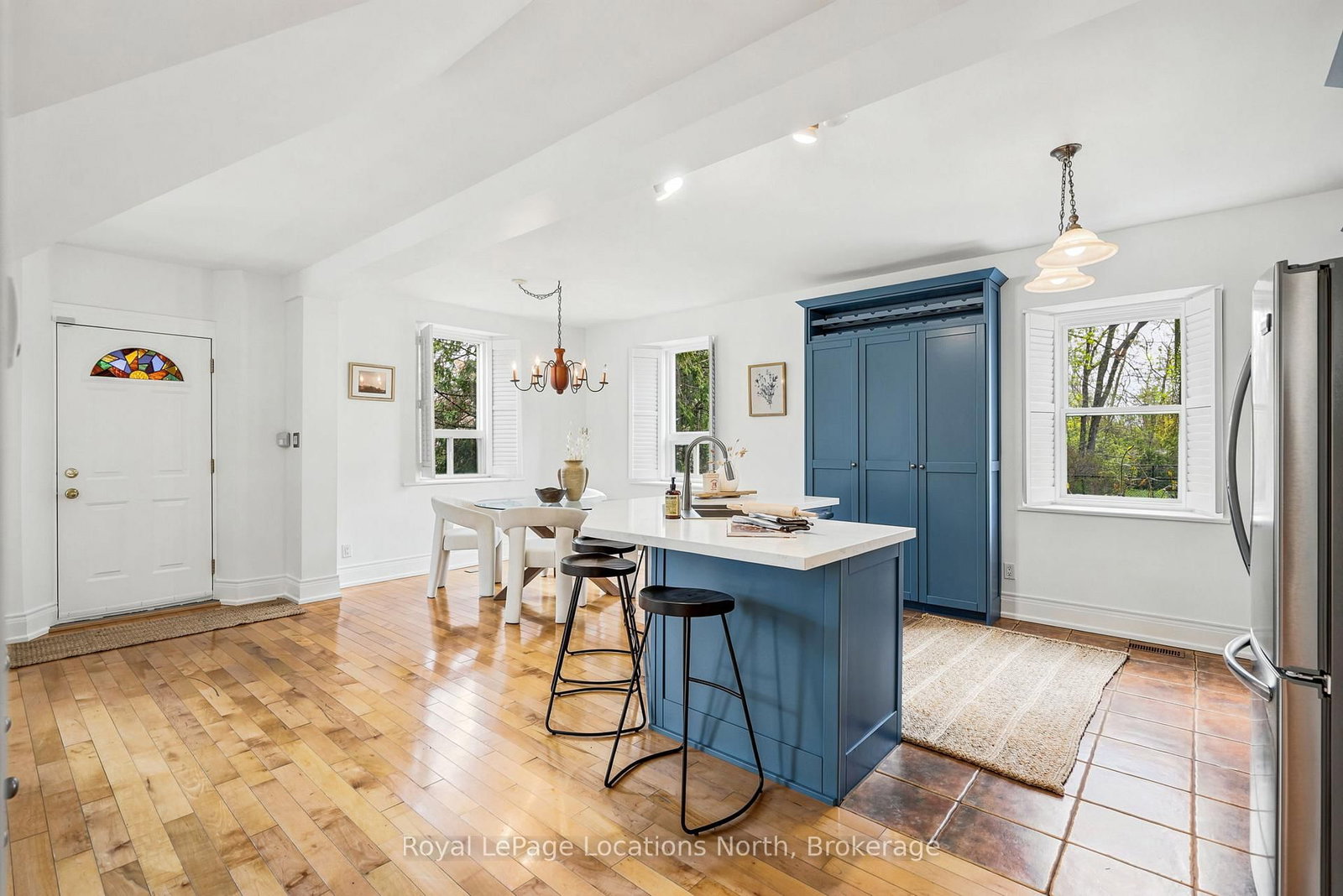 562 Cameron Street • Collingwood, ON photo 8
