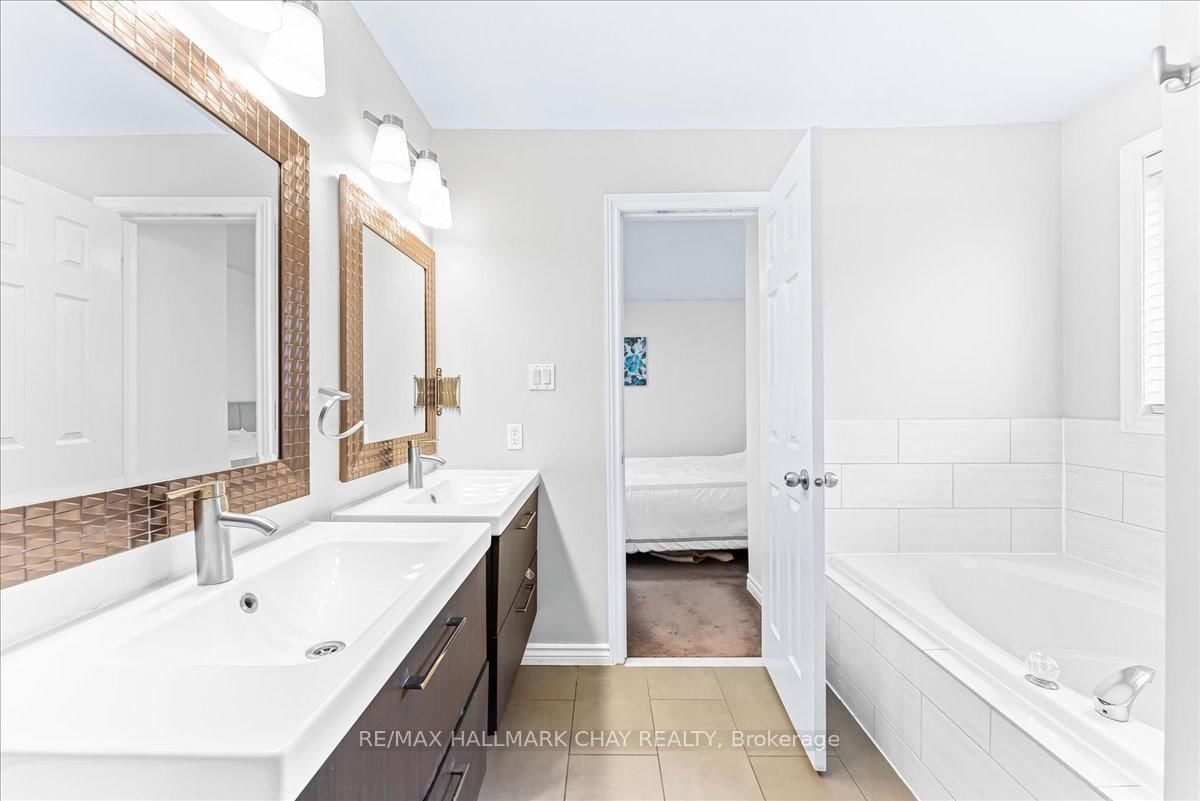 3 Bell Street • Barrie, ON photo 24