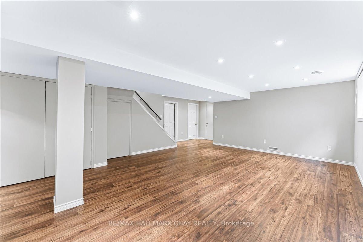 3 Bell Street • Barrie, ON photo 28