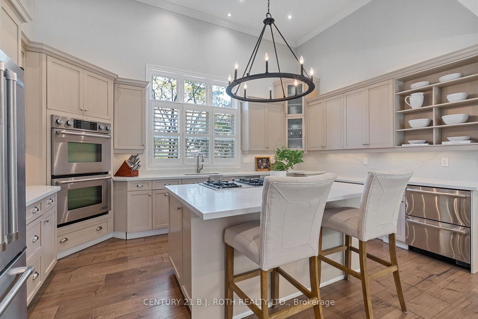 42 Lilac Lane • Springwater, ON photo 10