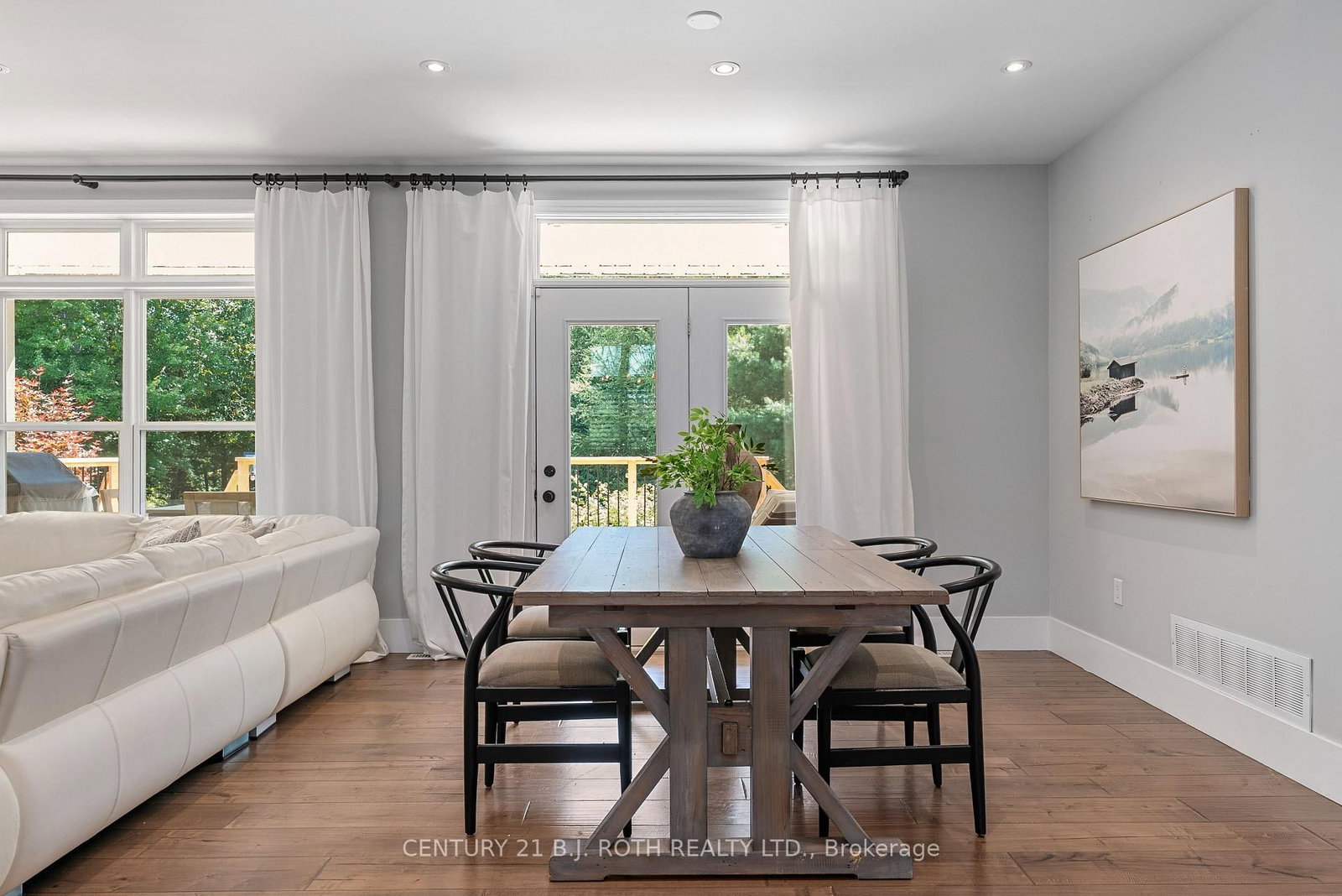 42 Lilac Lane • Springwater, ON photo 14