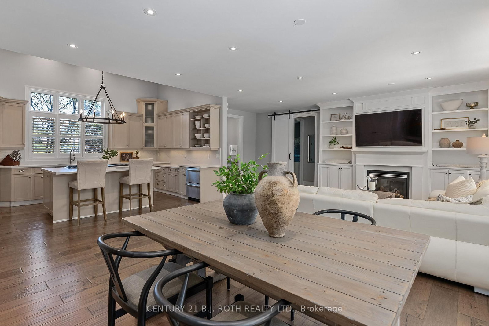 42 Lilac Lane • Springwater, ON photo 15